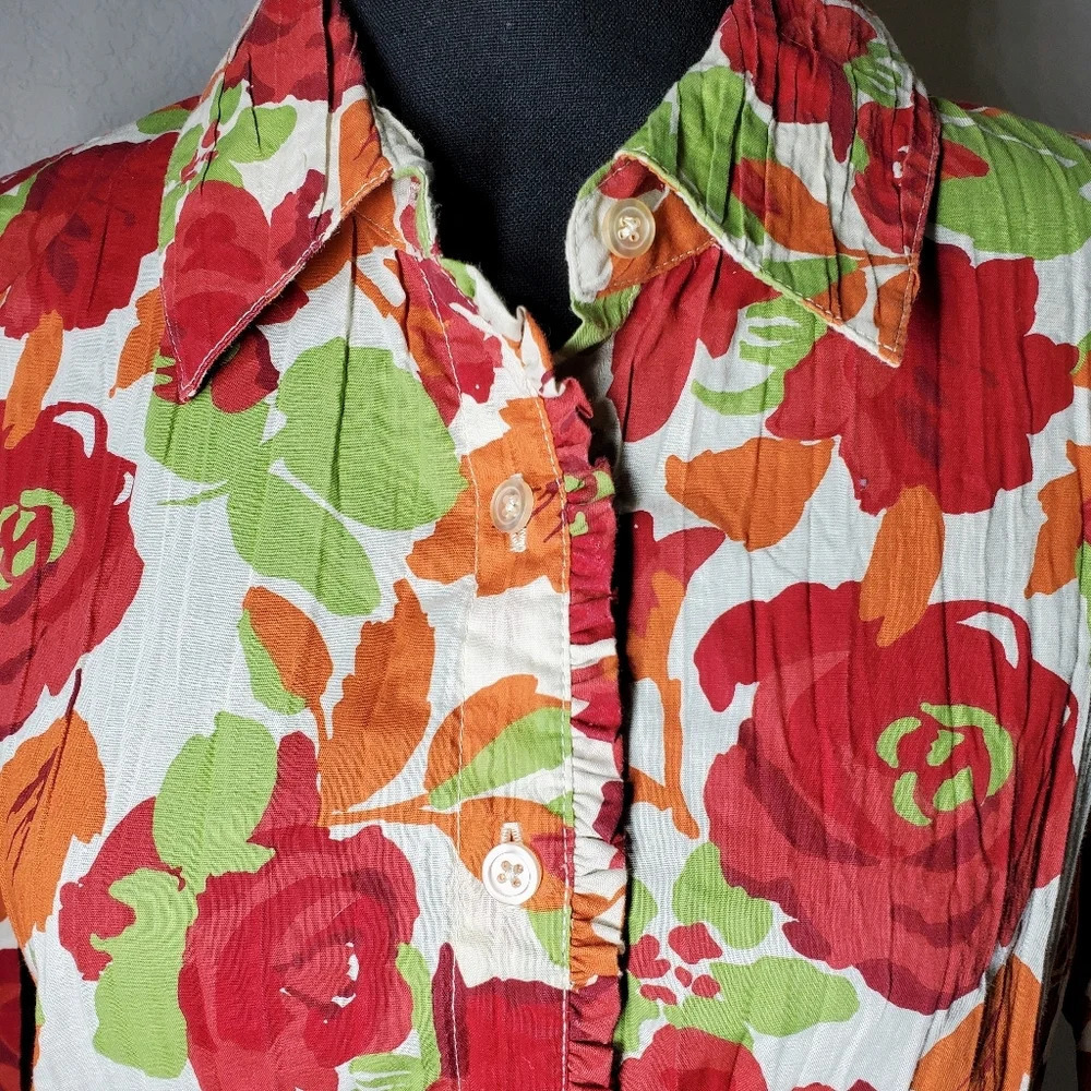 FIELDGEAR Women's Floral Ruffle Trim Buttondown Blouse Size Large NWOT - Picture 7 of 15